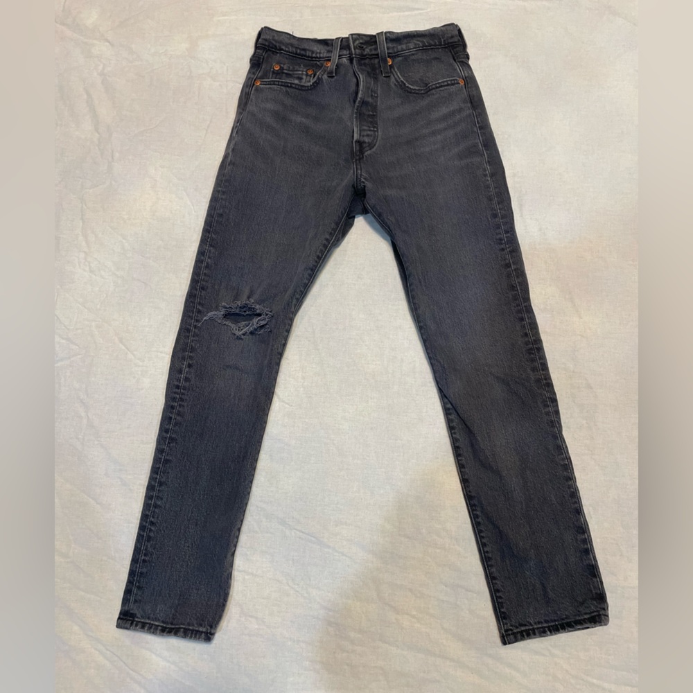 501 Skinny Grey Levi’s jeans